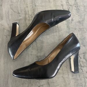 Bandolino Black Classic Leather Pumps Size 5.5